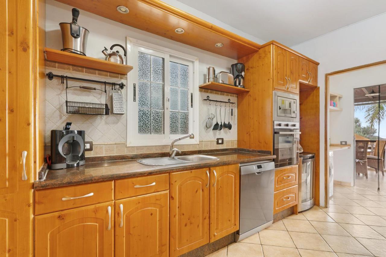 סאלוברה Villa Christisay מראה חיצוני תמונה